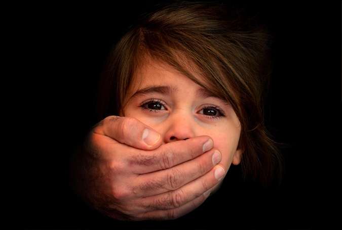 کراچی میں بچوں اور لڑکیوں کے اغوا کی خبریں بے بنیاد ہیں، پولیس