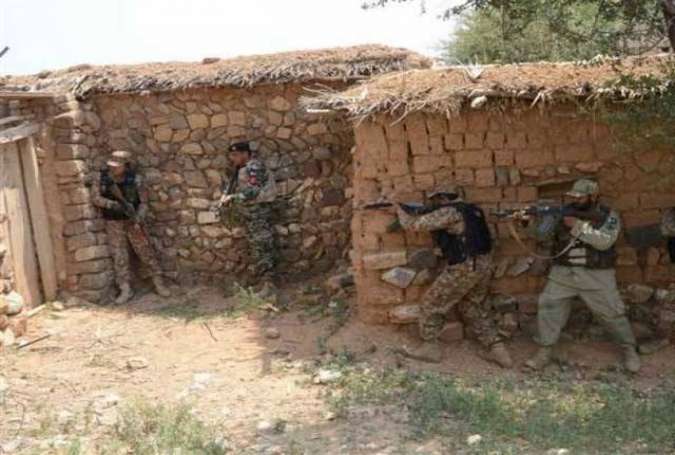 چمن، پاک افغان سرحد کے قریب فورسز کا کومبنگ آپریشن، 8 دہشت گرد گرفتار