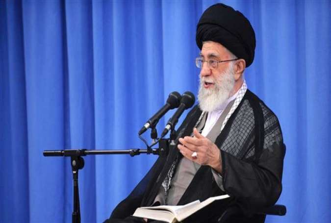 Leader of the Islamic Revolution Ayatollah Seyyed Ali Khamenei delivers an address on the occasion of the commencement of education at seminaries across the Islamic Republic, September 6, 2016.