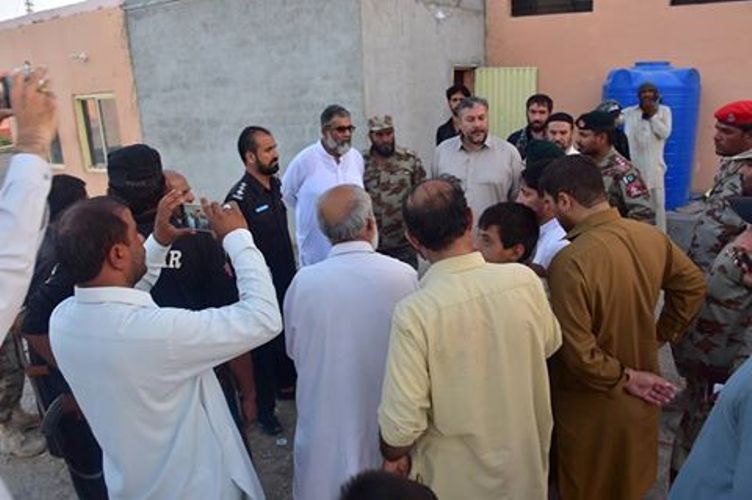 زائرین کی مشکلات حل کرنے کیلئے علامہ ناصر عباس جعفری تفتان بارڈر پہنچ گئے