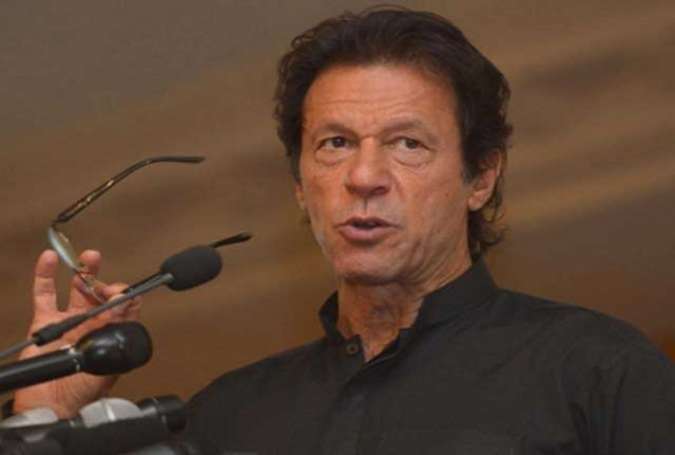عمران خان کی اسلام آباد دھرنے کیلئے کارکنوں سے چندہ دینے کی اپیل