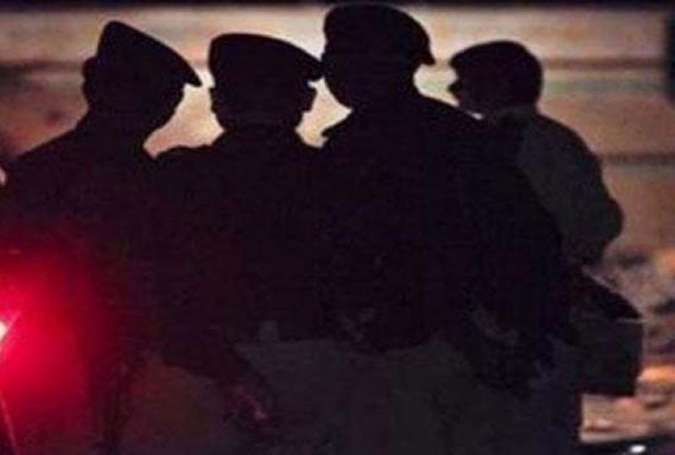 راولپنڈی، لال حویلی کے باہر پولیس کا کریک ڈاؤن شروع