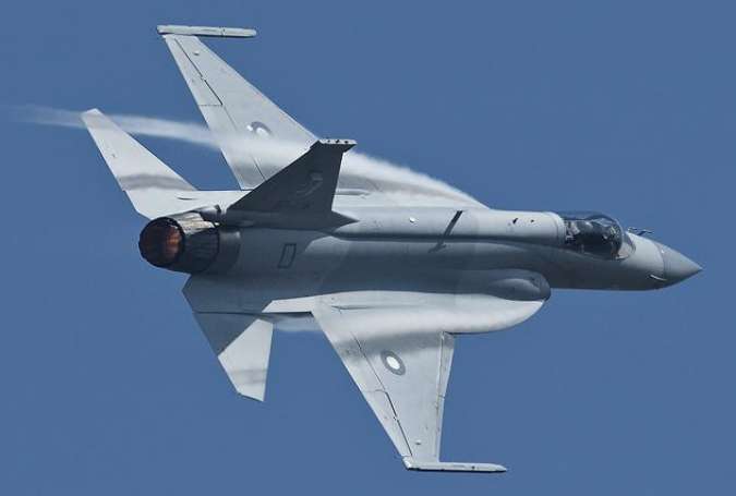 سعودی عرب کی یمنی عوام پر بمباری کیلئے پاکستان سے JF17 تھنڈر طیارے خریدنے کی تیاری
