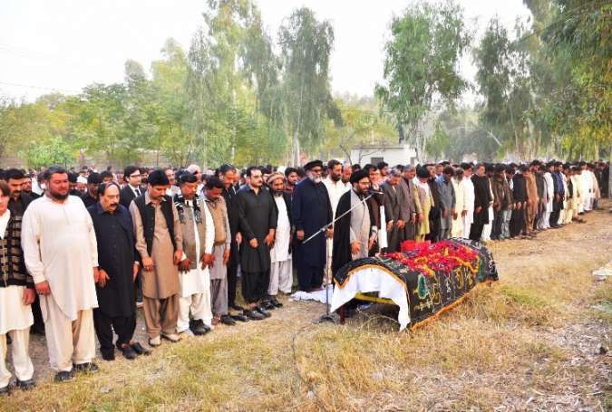 علامہ ناصر عباس جعفری کی ہمشیرہ انتقال کر گئیں، نماز جنازہ میں سیاسی و مذہبی رہنماوں کی شرکت