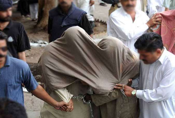 کراچی، پولیس کے ہاتھوں گرفتار تین ٹارگٹ کلرز نے 26 افراد کے قتل کی وارداتوں کا اعتراف کرلیا