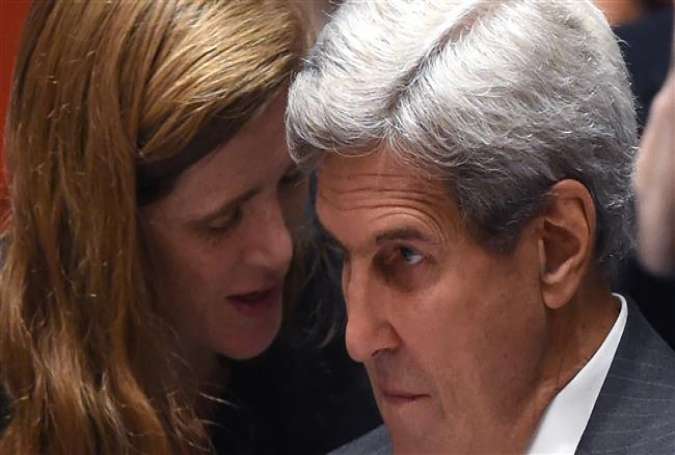 US Secretary of State John Kerry (right) and US Ambassador Samantha Power, Permanent Representative to the United Nations, speak during a Security Council Meeting on September 21, 2016 on the situation in Syria at the United Nations in New York.