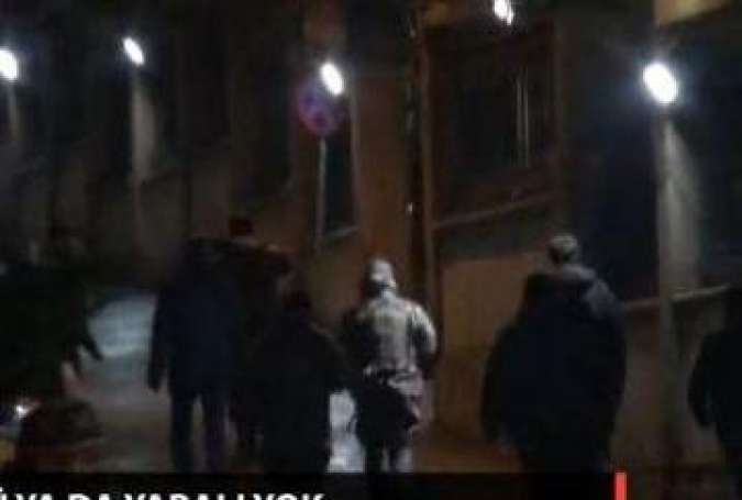 İstanbul baş polis idarəsi qumbaraatanla vuruldu