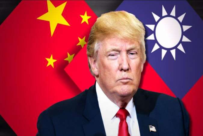 Trump Kobarkan perang dengan China