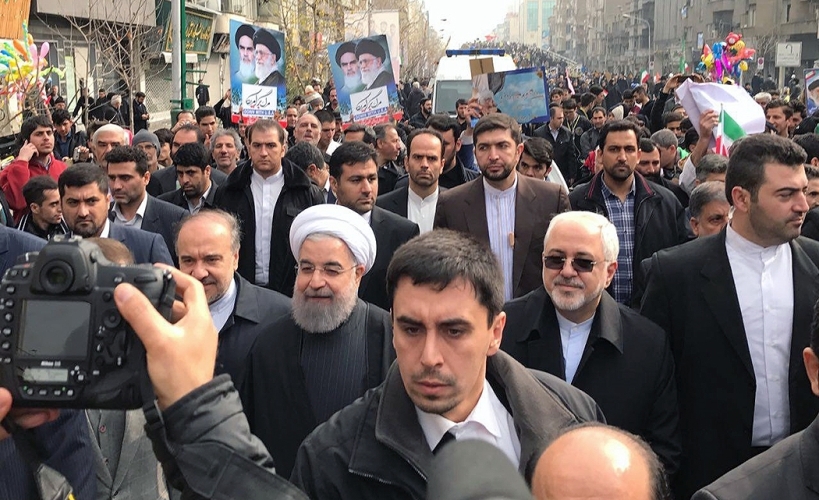 انقلاب اسلامی کی کامیابی کی 38ویں سالگرہ کی مناسبت سے عظیم ریلی میں صدر حسن روحانی