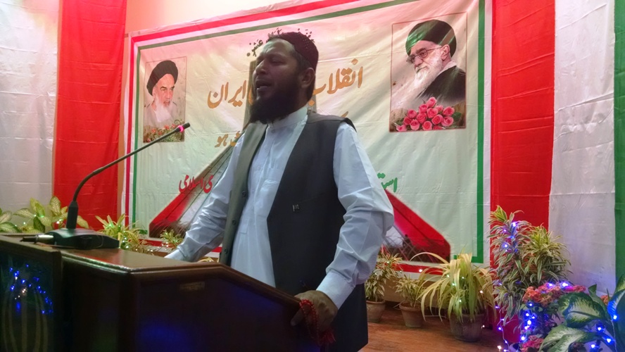 جمعیت علمائے پاکستان سندھ کے صدر عقیل انجم قادری خطاب کر رہے ہیں