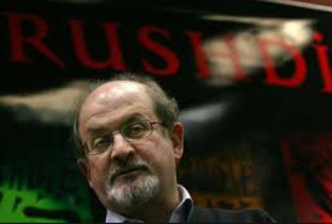 سلمان رشدی سرباری پرخرج است!