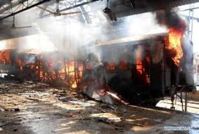 سیہون کے قریب ٹرین کی 4 بوگیوں میں آتشزدگی