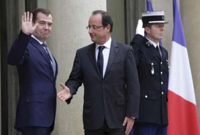 رئیس جمهور فرانسه: باید از "ضعف" پوتین و "سرگرم بودن" ایران برای حمله به اسد استفاده کرد