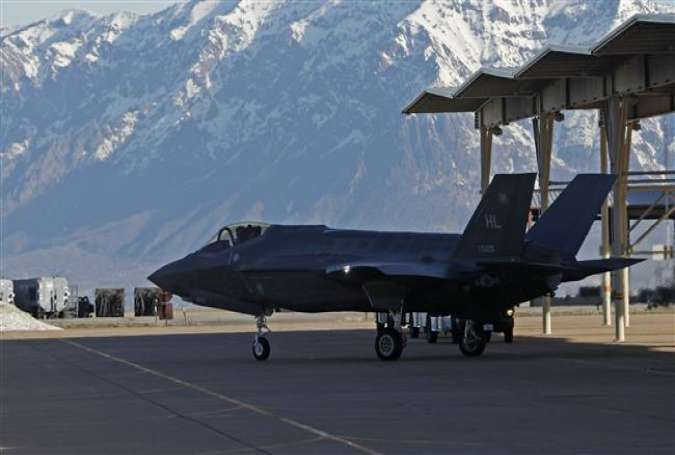 An F-35 fighter jet taxies out for a training mission at Hill Air Force Base in Ogden, Utah, March 15, 2017. (Photo by AFP)