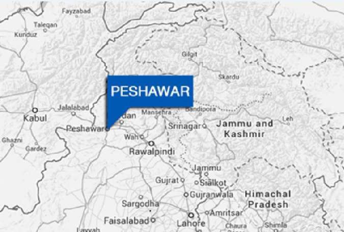 پشاور، اسٹریٹ کرائم میں ملوث 5 رکنی گروہ گرفتار، چھینے گئے موبائلز، اسلحہ و موٹر سائیکل برآمد