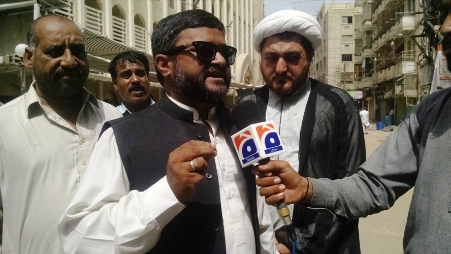 کراچی، ایم ڈبلیو ایم کے ڈویژنل رہنماء علامہ مبشر حسن میڈیا سے گفتگو کرتے ہوئے