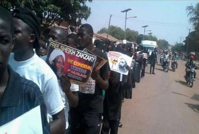 راهپیمایی شیعیان نیجریه با شعار «زکزاکی را آزاد کنید»