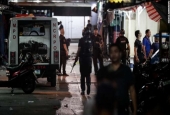 Polisi Manila, di TKP bom di Quiapo Manila.jpg