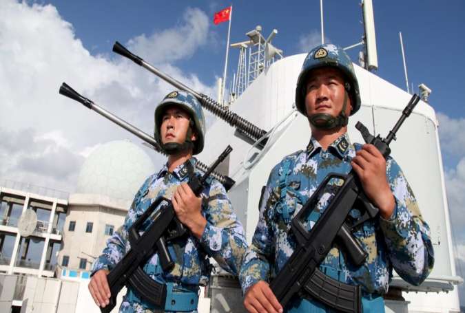 بكين تنصب راجمات صواريخ على جزر متنازع عليها