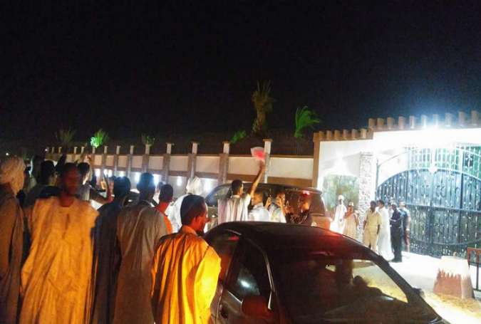 موريتانيون يرفضون قطع علاقة بلادهم بقطر