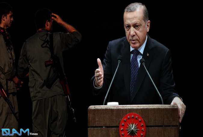 تركيا تستلّ "سيف الفرات": هل تذبح المشروع الكردي؟