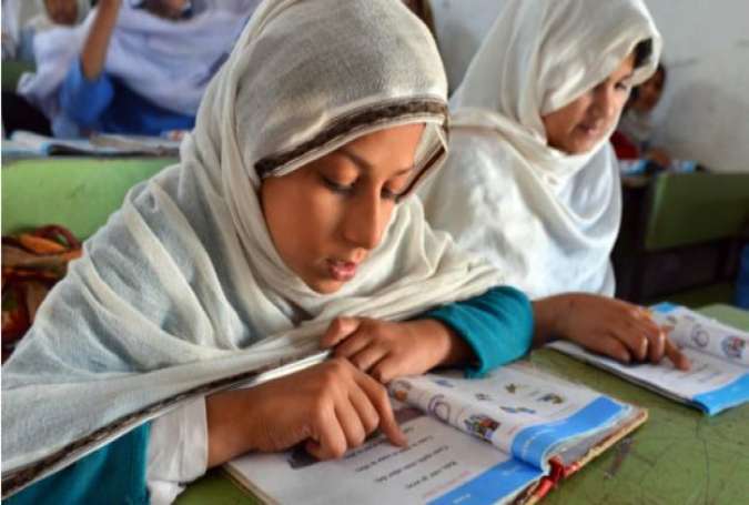 پختونخوا حکومت پشاور کی بچیوں پر تعلیم کے دروازے بند کرنیکے احکامات فوری واپس لے، اقبال داؤد زئی