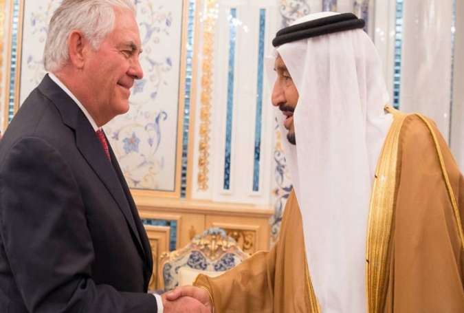 قطر سے کشیدگی کا خاتمہ، امریکی وزیر خارجہ کی شاہ سلمان اور کویتی امیر کیساتھ ملاقاتیں