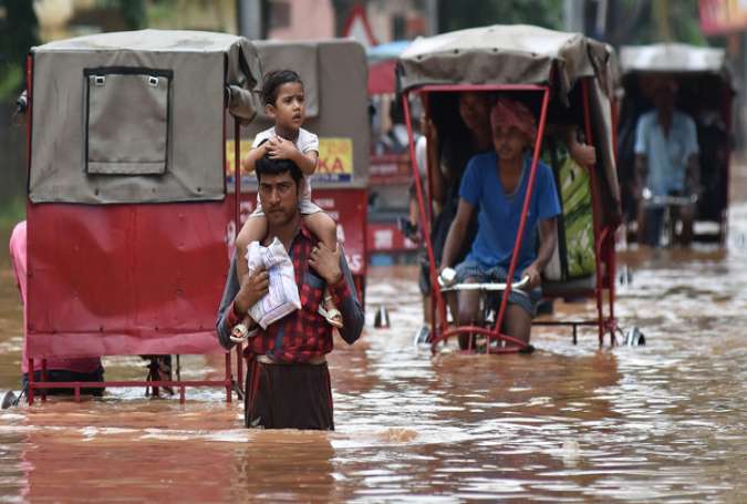 الفيضانات تقتل عشرات الأشخاص في الهند