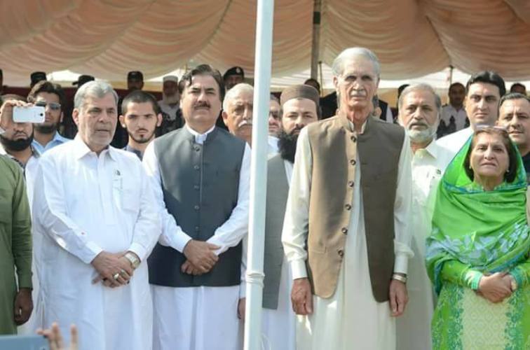 پشاور سول سیکرٹریٹ میں 70ویں یوم آزادی کی تقریب