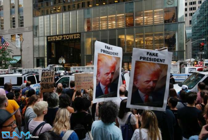 تظاهرة جديدة أمام برج ترامب في نيويورك