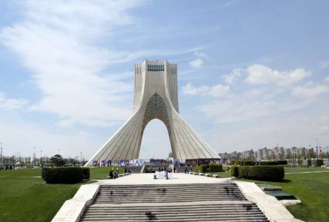 قطر تعيد سفيرها إلى إيران