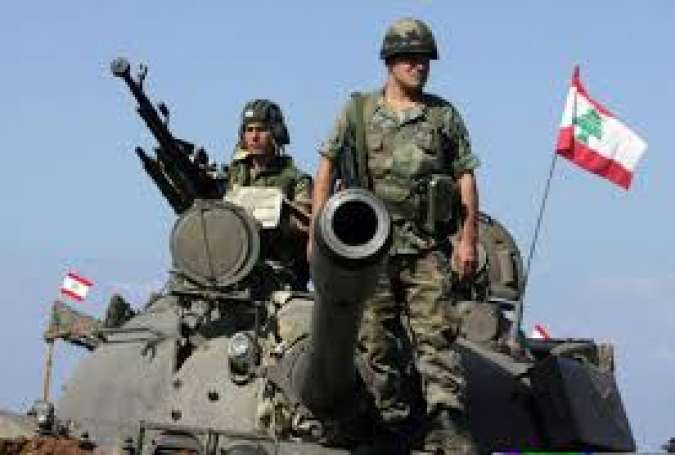 مداهمات للجيش اللبناني في عرسال وتوقيف مطلوبين
