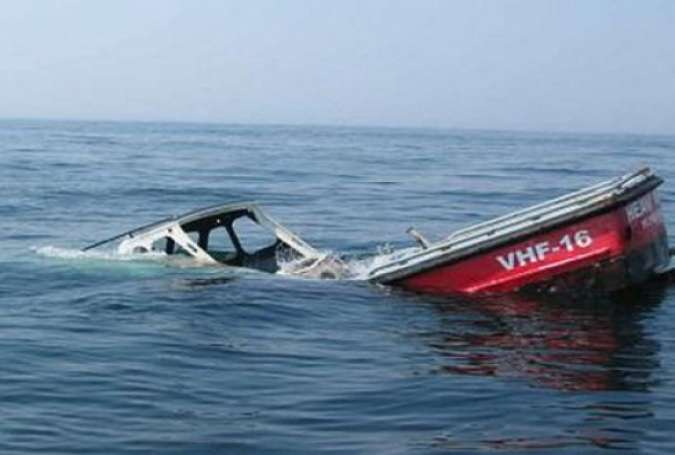 مقتل 15 مهاجرا بغرق قارب في تركيا