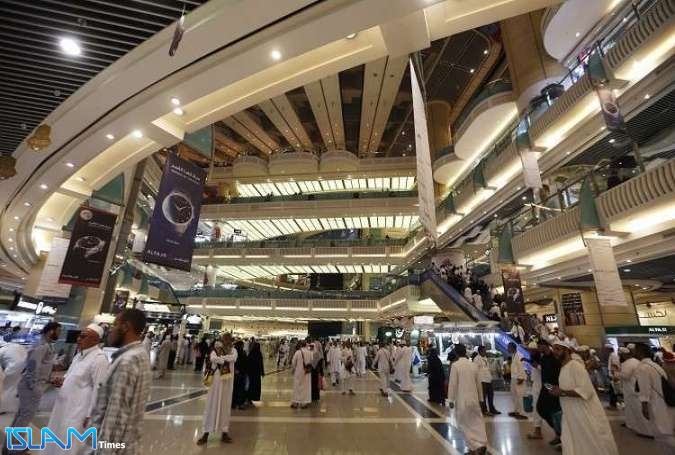 إيقاف تجارة رجل أعمال قطري في السعودية