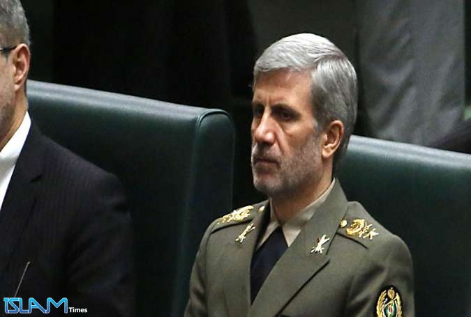 وزير الدفاع الإيراني: إجراءات ترامب ستقود العالم للحرب
