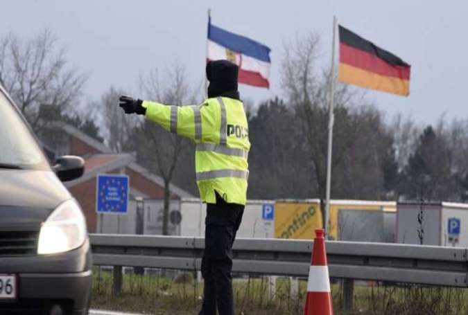برلين تمدد فترة العمل بالحواجز الأمنية على حدودها