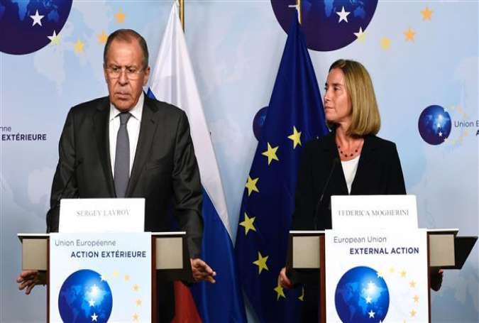 The European Union’s foreign policy director Federica Mogherini (R) and Russian Foreign Minister Sergei Lavrov give a joint press conferenc in Brussels on July 11, 2017. (Photo by AFP)