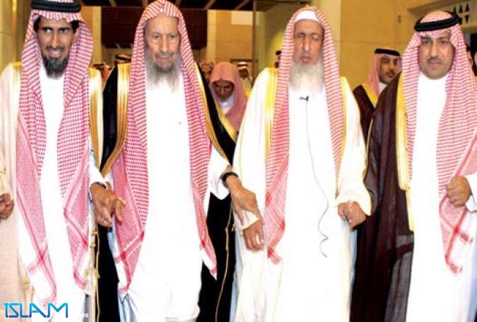 هيئة العلماء في السعودية تشبيه الإخوان المسلمين بـ"داعش" و "القاعدة"