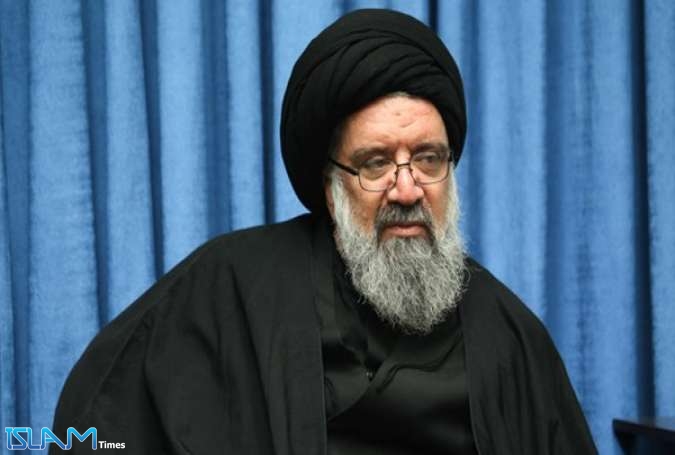 آية الله خاتمي: قدرات ايران الدفاعية غير قابلة للتفاوض