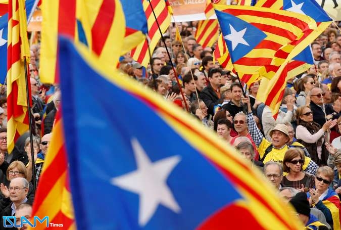 رئيسة برلمان كتالونيا تتحدث عن "انقلاب" مدريد