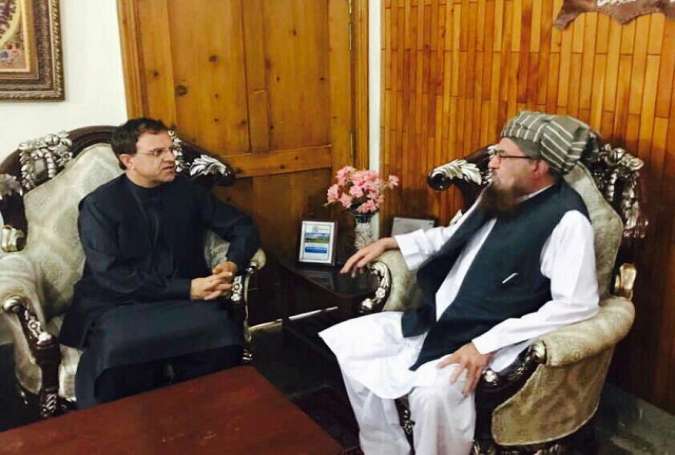 افغان سفیر نے افغانستان میں قیام امن کیلئے مولانا سمیع الحق سے مدد مانگ لی