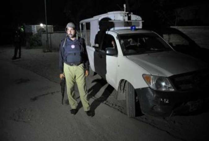 پشاور، تخریب کاری کا منصوبہ ناکام، 2 مشکوک افراد گرفتار، 5 کلو وزنی بم برآمد