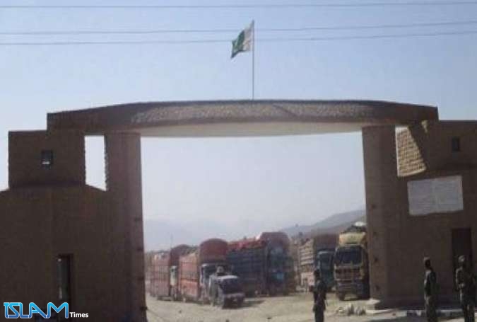 کرم ایجنسی، پاک افغان خرلاچی بارڈر 16 روز کی بندش کے بعد کھول دیا گیا
