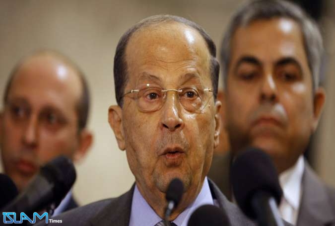 رئيس لبنان: كل ما يصدر عن الحريري "لا يعكس الحقيقة"