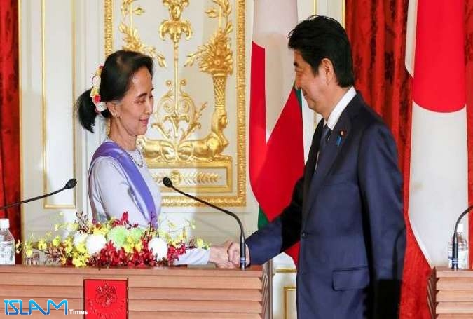 اليابان تعد ميانمار بمليار دولار