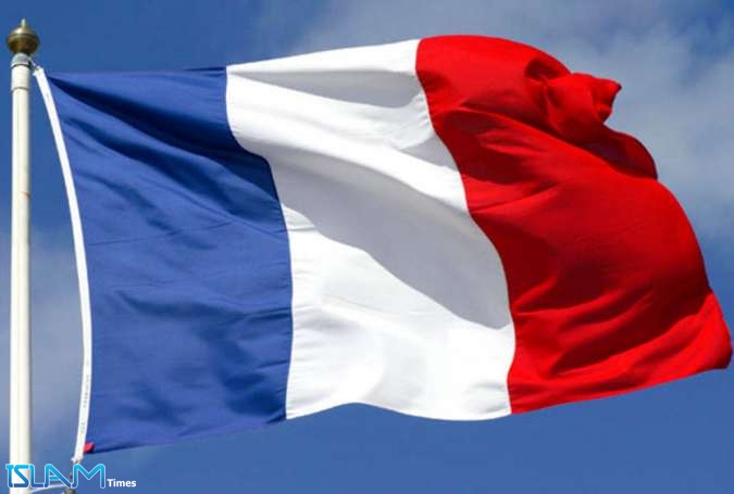 باريس تدعو “إسرائيل” للسماح بدخول برلمانييها للقاء البرغوثي