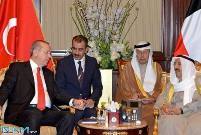 Turkish President Visiting Qatar after Kuwait with Regional Crisis on Agenda