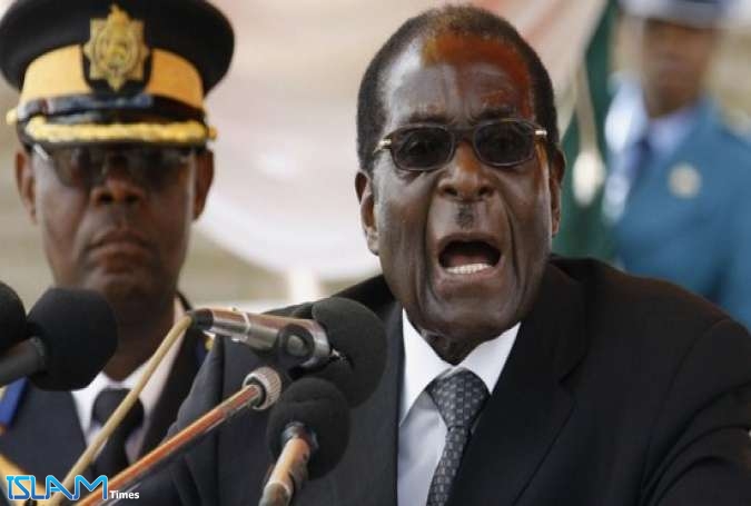 ضباط في جيش زبمبابوي: لا انقلاب وموغابي بخير