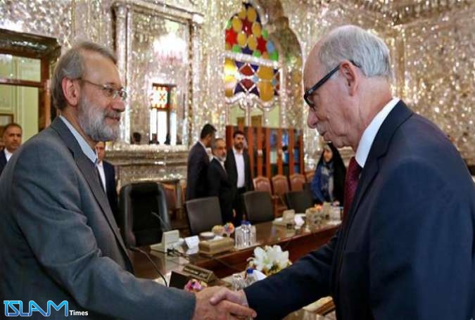Iran’s diplomacy based on dialogue, negotiation: Larijani