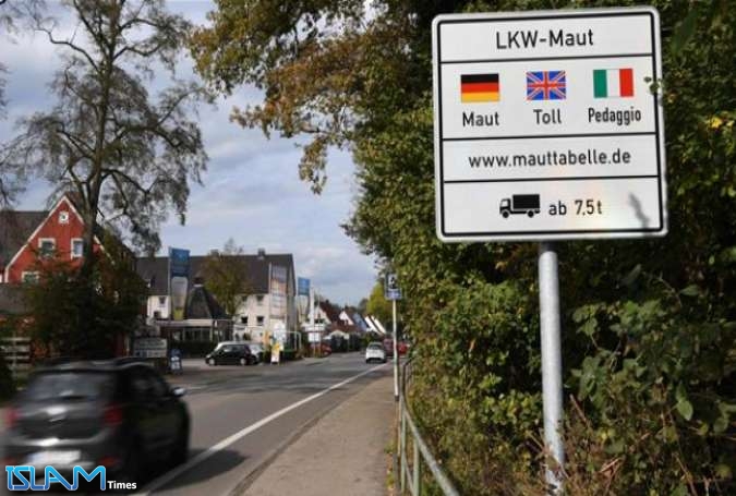 Netherlands, Austria to fight German toll plan